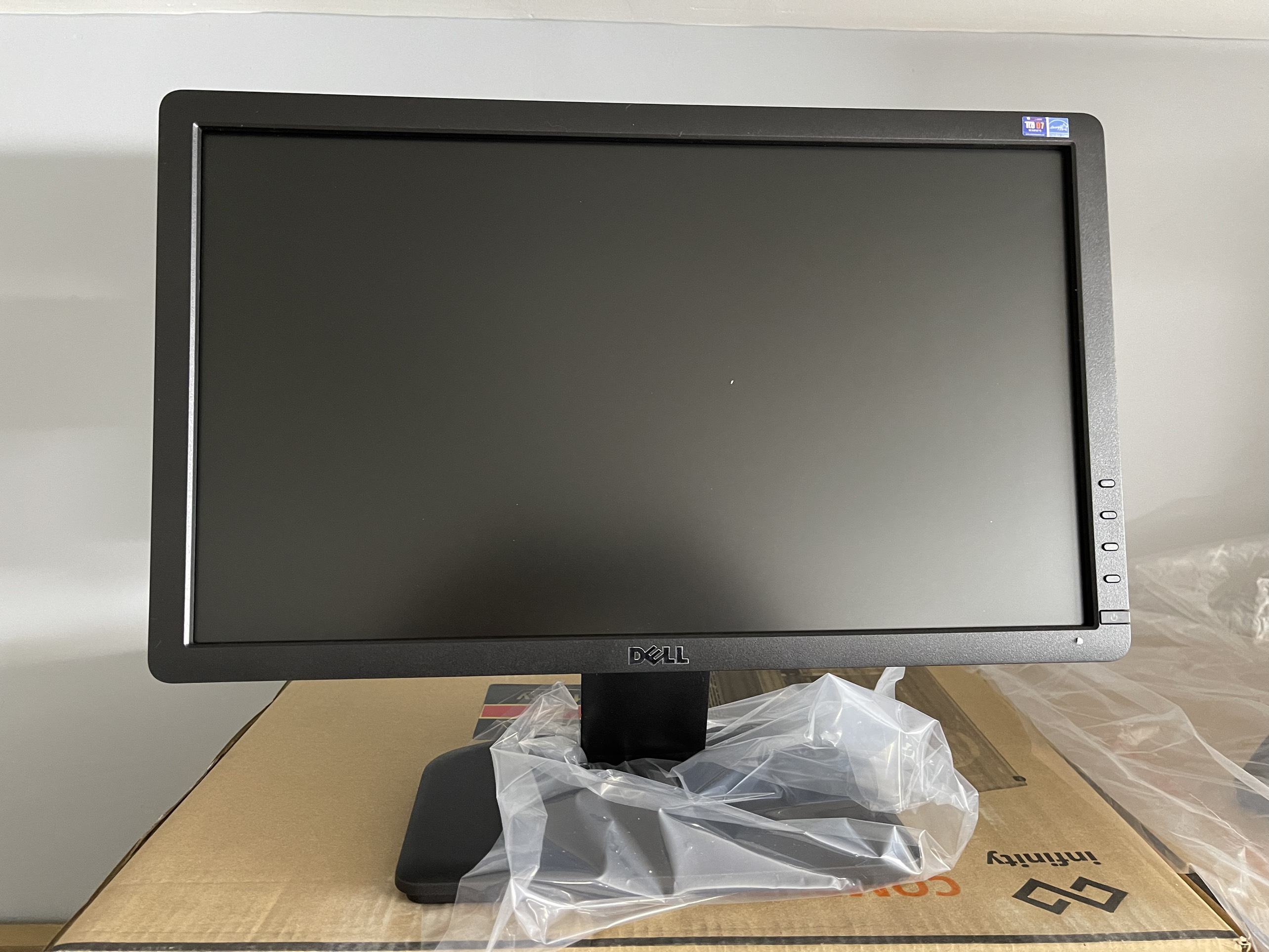Màn Hình LCD DELL 19INCH LED - Hàng RENEW Chính Hãng